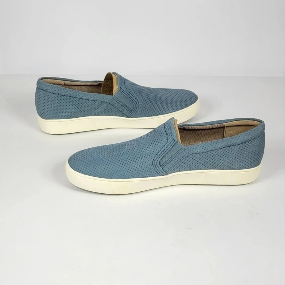 Naturalizer Slip On Sneaker #317 Size 7M